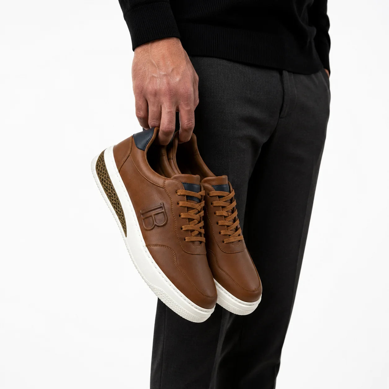 Cuir Camel Sport
